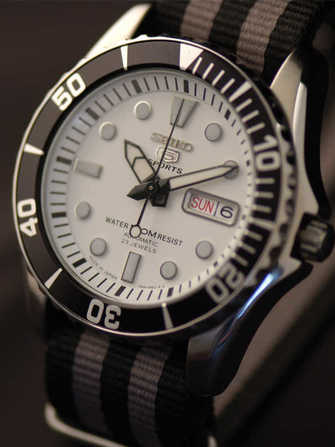 นาฬิกา Seiko 5 Sport SNZF11J1 - snzf11j1-1.jpg - blink
