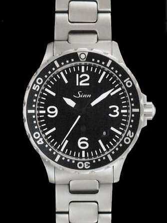 Sinn 657 657 Watch - 657-1.jpg - blink